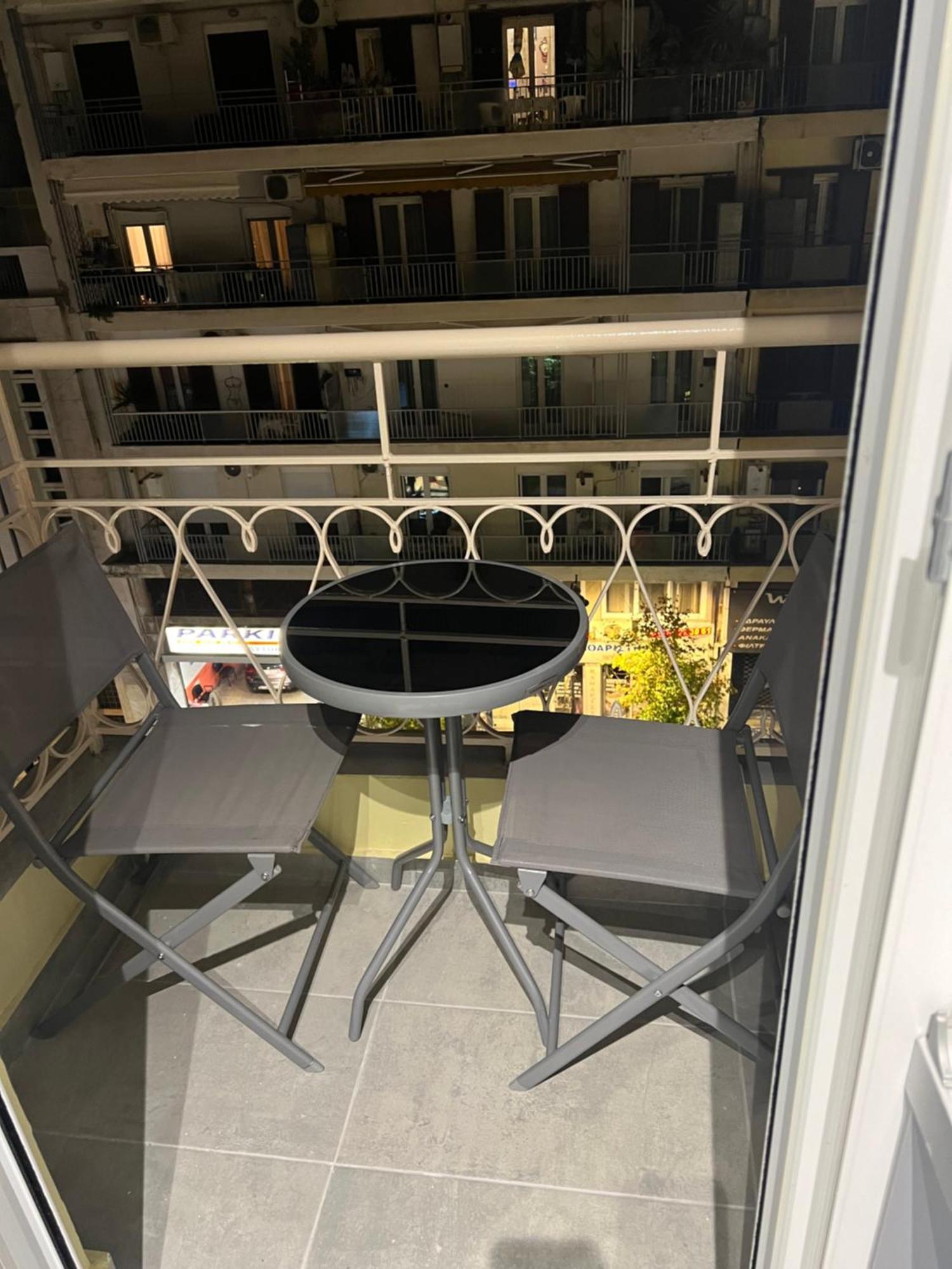 Km53 Luxury Apartments Thessaloniki Exterior photo